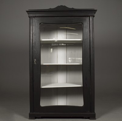 Lot 106 - 19TH CENTURY GLAZED CABINET