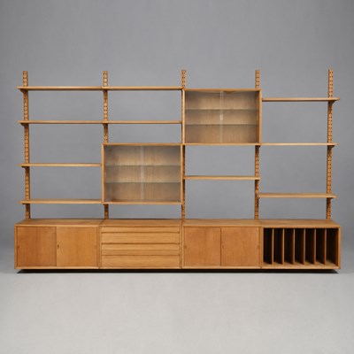 Lot 3 - 1960s POUL CADOVIUS OAK ROYAL SYSTEM SHELVING UNIT