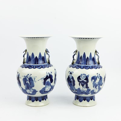 Lot 165 - A PAIR OF LATE 19TH CENTURY CHINESE BLUE AND WHITE VASES. (2)