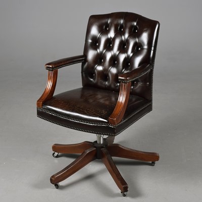 Lot 429 - A CAPTAINS SWIVEL DESK CHAIR
