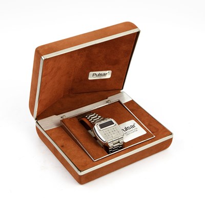 Lot 181 - PULSAR TIME COMPUTER CALCULATOR WRISTWATCH.