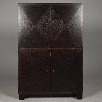 Lot 576 - CABINET