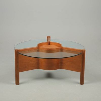 Lot 93 - COFFEE TABLE, MID 20th C