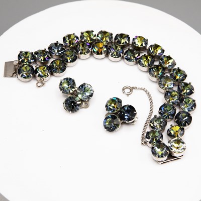 Lot 246 - SCHIAPARELLI, A 1960s BRACELET AND EARRINGS SET