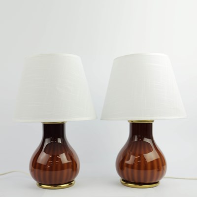Lot 130 - PAIR OF 1960s ITALIAN MURANO TWO TONE GLASS TABLE LAMPS BY VINCENZO NASON WITH SHADES