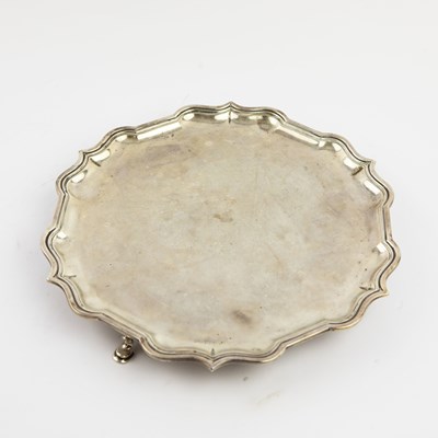 Lot 207 - C.J VANDER LTD SILVER SALVER.