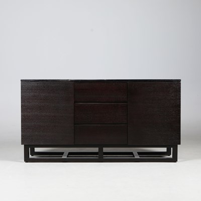 Lot 647 - SIDEBOARD