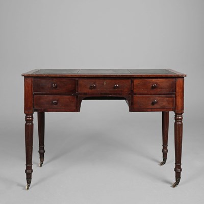 Lot 423 - 19TH CENTURY MAHOGANY AND LINE INLAID WRITING TABLE