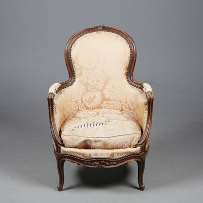 Lot 448 - 19TH CENTURY FRENCH BEECHWOOD BERGERE