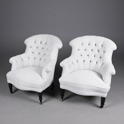Lot 512 - ARMCHAIRS, A PAIR.