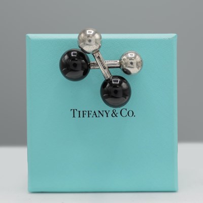 Lot 341 - TIFFANY, A PAIR OF SILVER AND BLACK ONYX CUFFLINKS