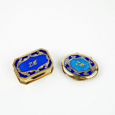 Lot 194 - TWO SILVER-GILT AND ENAMELLED PILL BOXES.