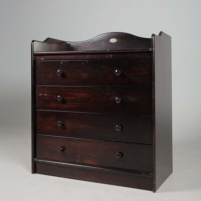 Lot 778 - BOORI DRESSING CHEST WITH CHANGING TRAY.