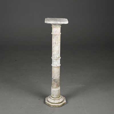 Lot 692 - MARBLE COLUMN PEDESTAL.