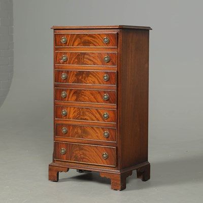 Lot 474 - MUSIC CABINETS