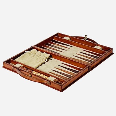 Lot 85 - TRAVELLING BACKGAMMON SET IN TAN LEATHER CASE