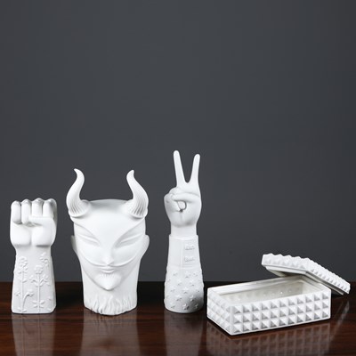 Lot 590 - JONATHAN ADLER CERAMICS COLLECTION (4)