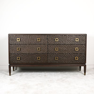 Lot 585 - ATTRIBUTED TO KEIICHI HONEYBOURNE LARGE CHEST OF DRAWERS