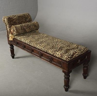 Lot 394 - GEORGE IV STYLE CHAISE