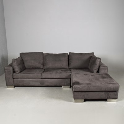 Lot 789 - CORNER SOFA