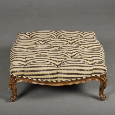 Lot 386 - FOOTSTOOL
