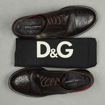 Lot 86 - DOLCE & GABBANA LEATHER OXFORD BROGUES - UK 9