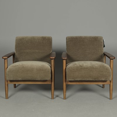 Lot 539 - 1960S DANISH STYLE ARMCHAIRS, A PAIR