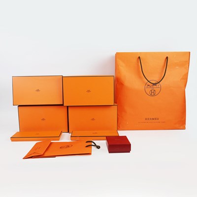 Lot 143 - A COLLECTION OF ASSORTED HERMES BOXES.