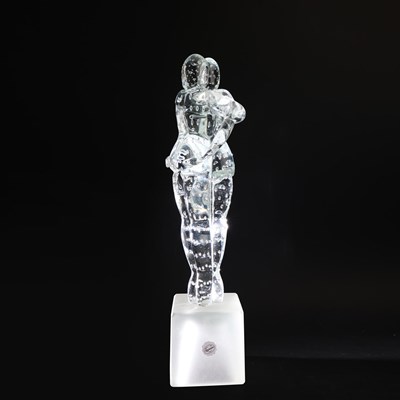 Lot 374 - A MURANO GLASS 'TWO LOVERS' FIGUREGROUP SCULPTURE.