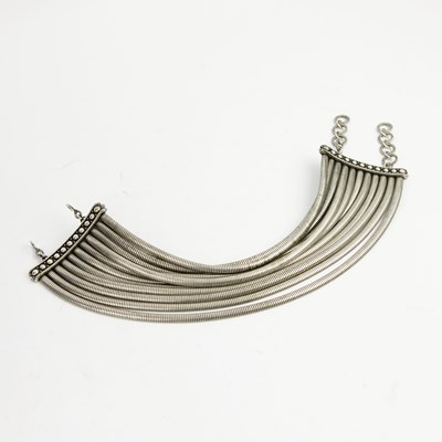 Lot 288 - A CHRISTIAN DIOR SILVER PLATED CHOKER NECKLACE