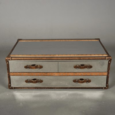 Lot 624 - TIMOTHY OULTON LOW CHEST