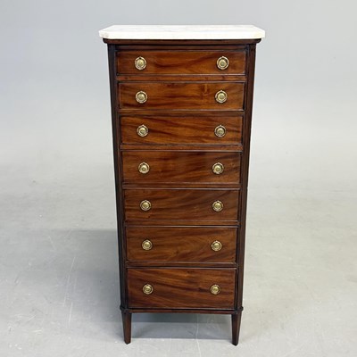 Lot 536 - EARLY 20TH CENTURY LOUIS XVI STYLE MAHOGANY SEMAINIER
