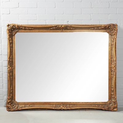 Lot 459 - WALL MIRROR