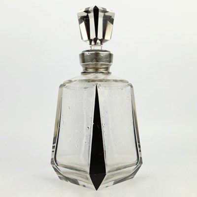 Lot 242 - AN ART DECO CUT GLASS WHISKY DECANTER