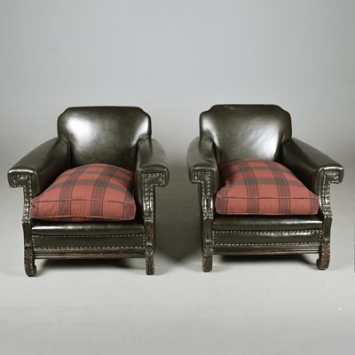 Lot 784 - A PAIR OF BLACK LEATHER CLUB ARMCHAIRS