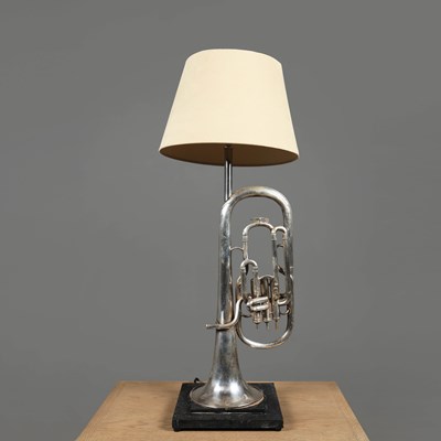 Lot 412 - BARITONE HORN LAMP.