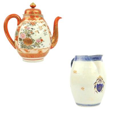 Lot 214 - A 18TH CENTURY CHINESE EXPORT PITCHER AND JAPANESE KUTANI TEAPOT. (2)