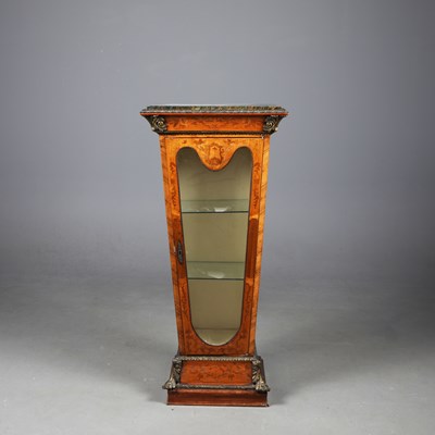 Lot 411 - TAPERING PEDESTAL VITRINE