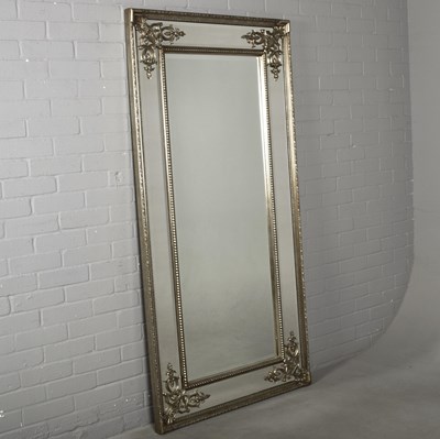 Lot 744 - WALL MIRROR