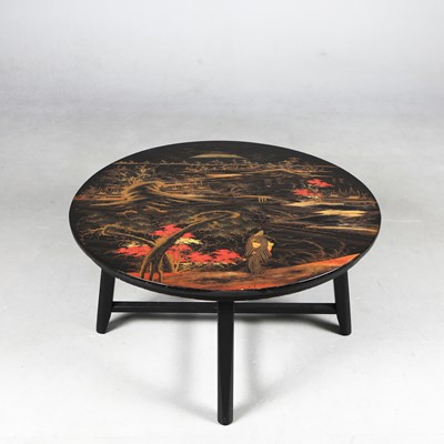 Lot 427 - CHINOISERIE LACQUERED COFFEE TABLE