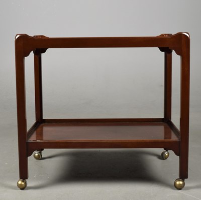 Lot 325 - TROLLEY