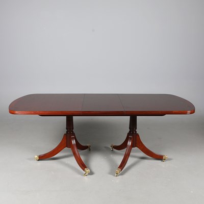 Lot 458 - DINING TABLE, REGENCY STYLE