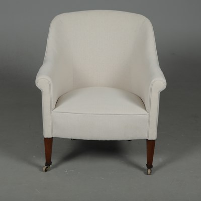Lot 501 - EDWARDIAN MAHOGANY TUB CHAIR