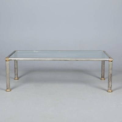 Lot 717 - COFFEE TABLE