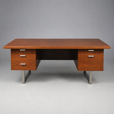 Lot 33 - 1970s ROSEWOOD AND CHROME EXECUTIVE DESK BY TREVOR CHINN FOR GORDON RUSSELL