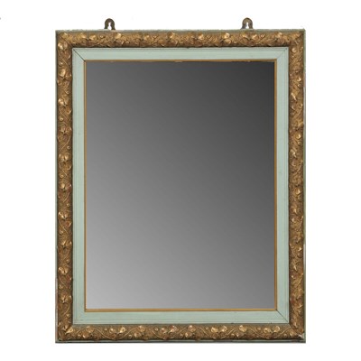 Lot 367 - WALL MIRROR, WITH A GREEN PAINTED AND GILT FRAME.