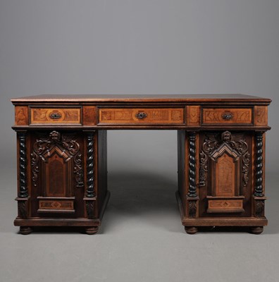 Lot 267 - PEDESTAL DESK, VICTORIAN OAK.
