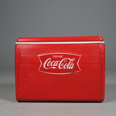Lot 240 - COCA COLA COOL BOX.