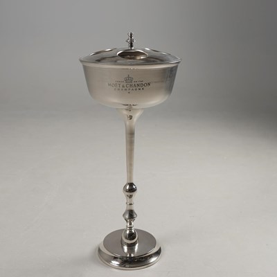 Lot 208 - CHAMPAGNE COOLER ON STAND.