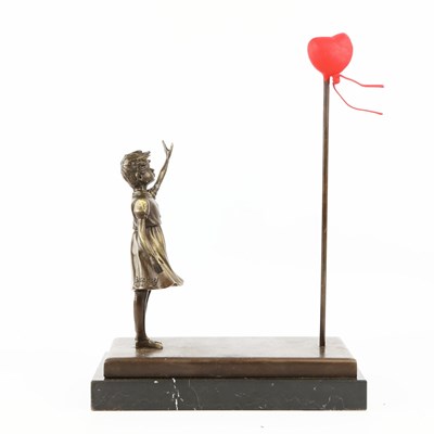 Lot 187 - CONTEMPORARY SCHOOL SCULPTURAL STUDY OF GIRL WATCHING BALLON FLOAT AWAY.